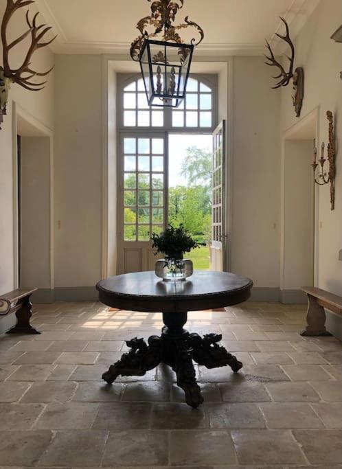 Charming 18Th Century Chateau, Near Bayeux In Calvados, Normandie Livry  Exterior foto